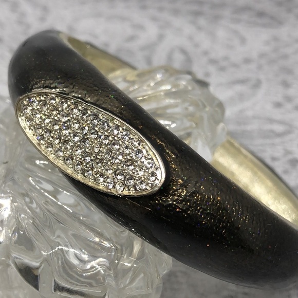 Vintage glittery enamel rhinestone statement glam bracelet. - Picture 3 of 5